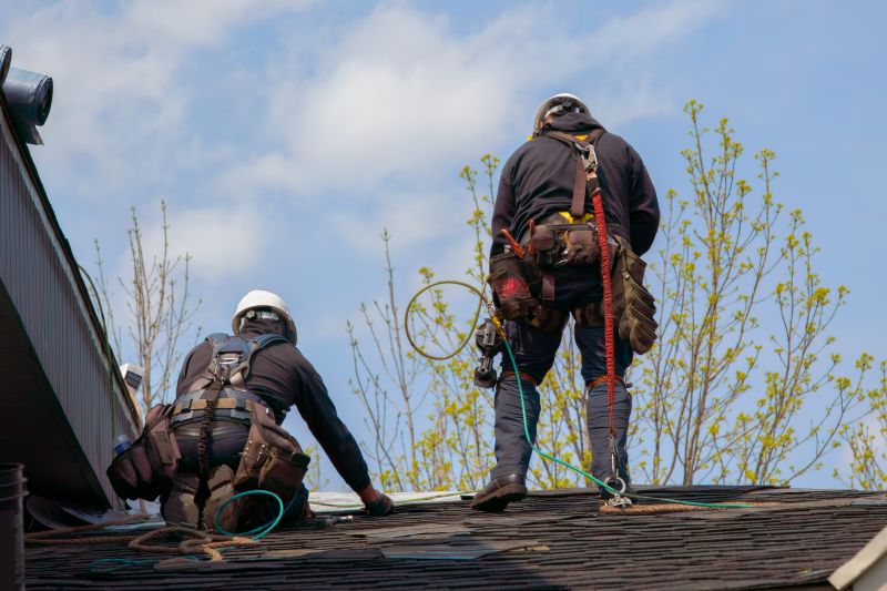 Local Emergency Roof Protection pros at work